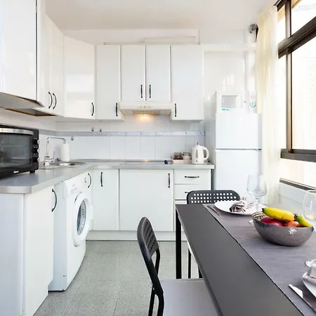Hemeras Boutique Homes - Flat 300m From The Beach N2